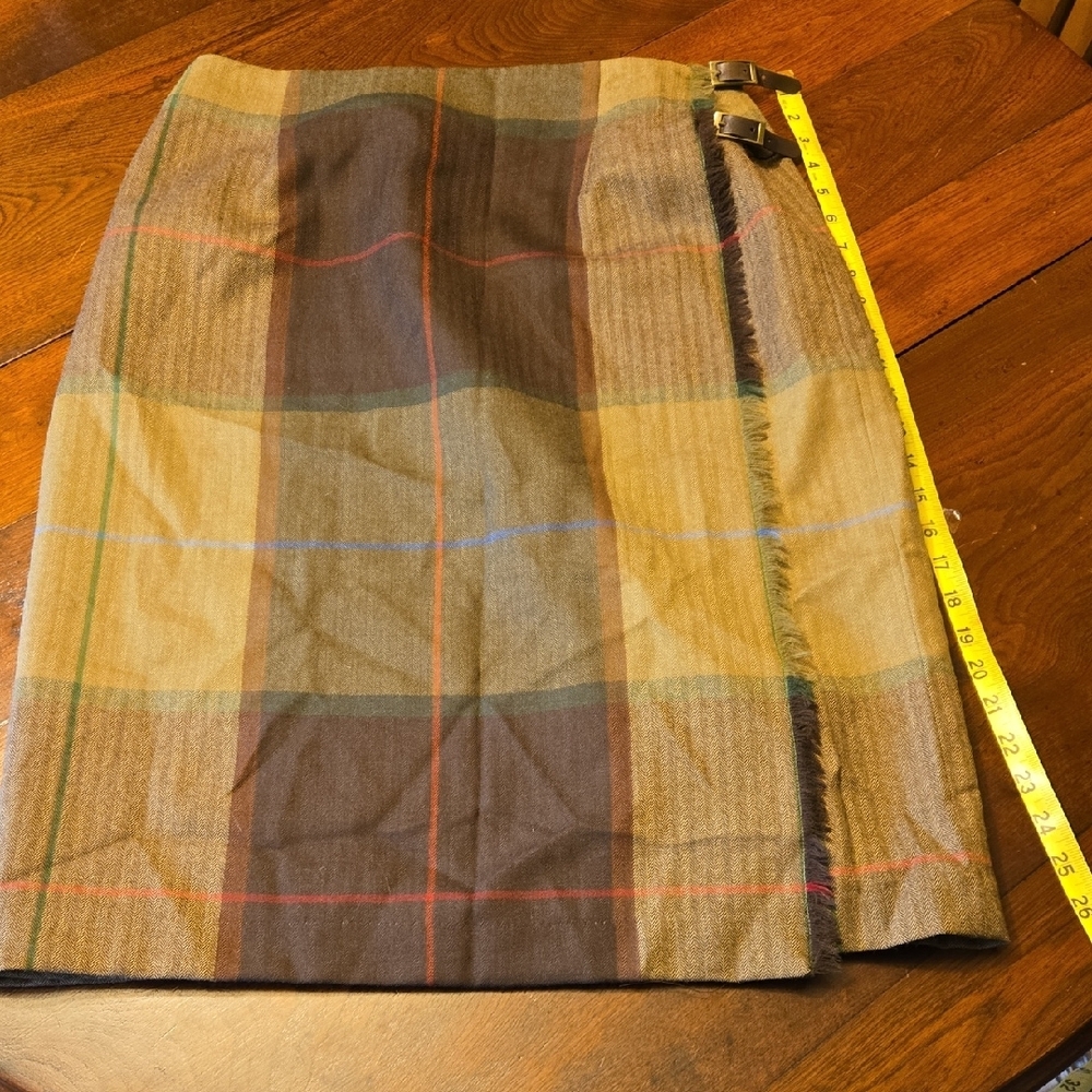 Talbots Large Green and Brown Plaid Skirt - Picture 2 of 9